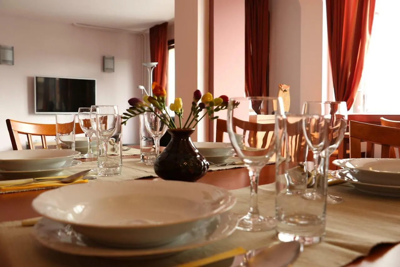 The Burgundy Big Family And Friends Apartment ソフィア